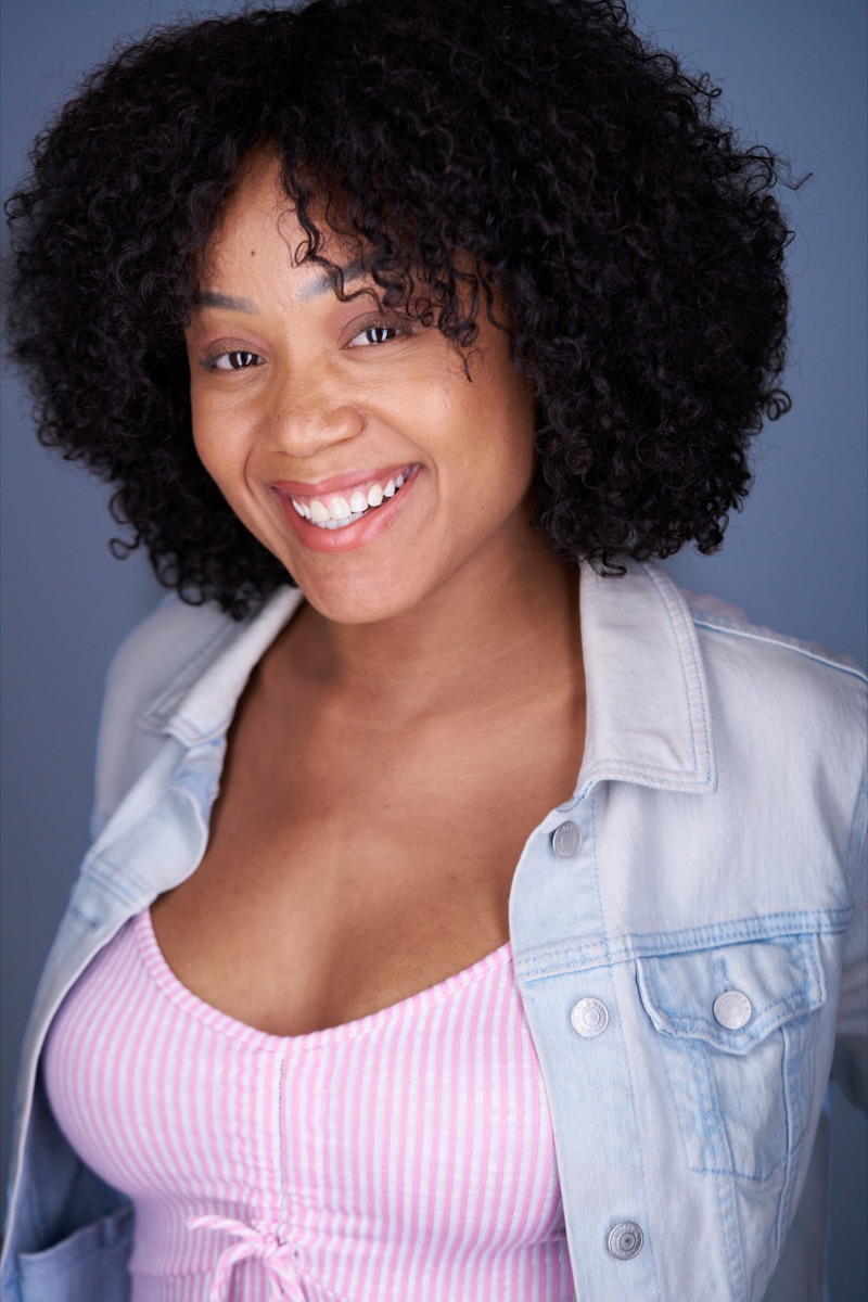 Headshot of Jessica by Dan Pearce at Hero Shots, Toronto